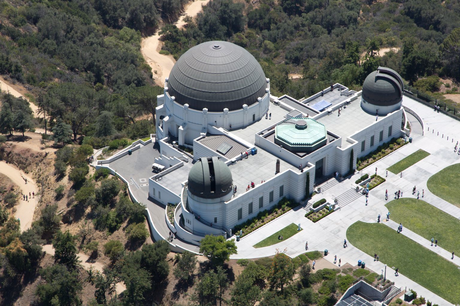 Griffith Observatory and its surrounding hillside in Griffith Park