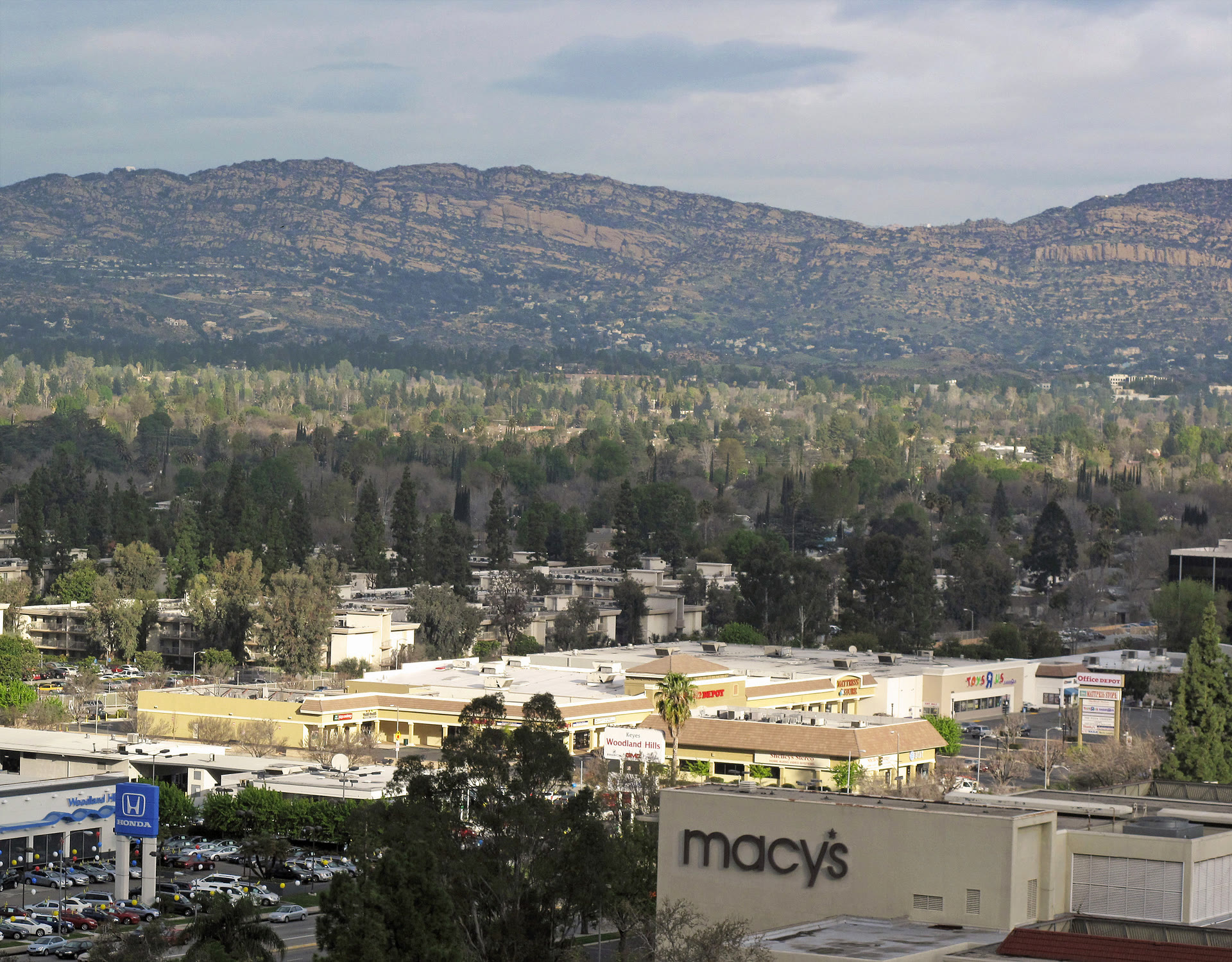 Woodland Hills and Warner Center beneath the Santa Susana Mountains
