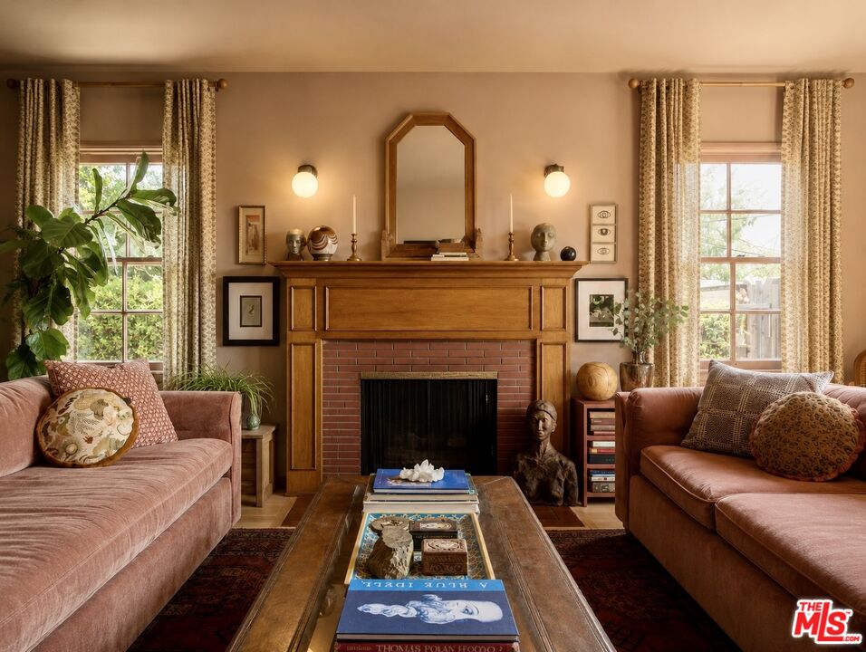 Designed interior detail at 232 La Follette Dr in Highland Park
