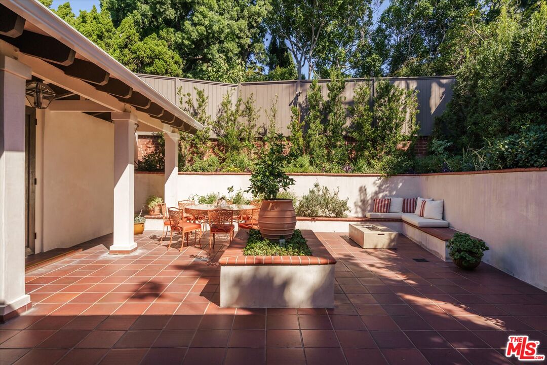 Terraced patio at 2560 Micheltorena Street