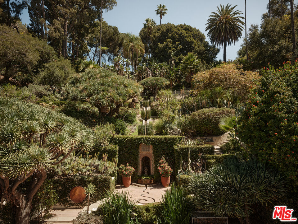 Terraced gardens at 2666 Aberdeen Avenue